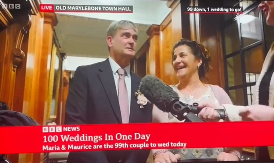 Maria & Maurice Marry with their 3 PDWRA Pugs in Attendance!